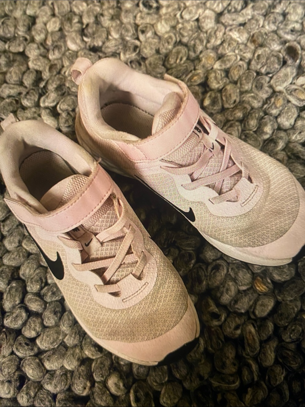 Nike Kids Light Pink and Black Hook-and-Loop Sneakers